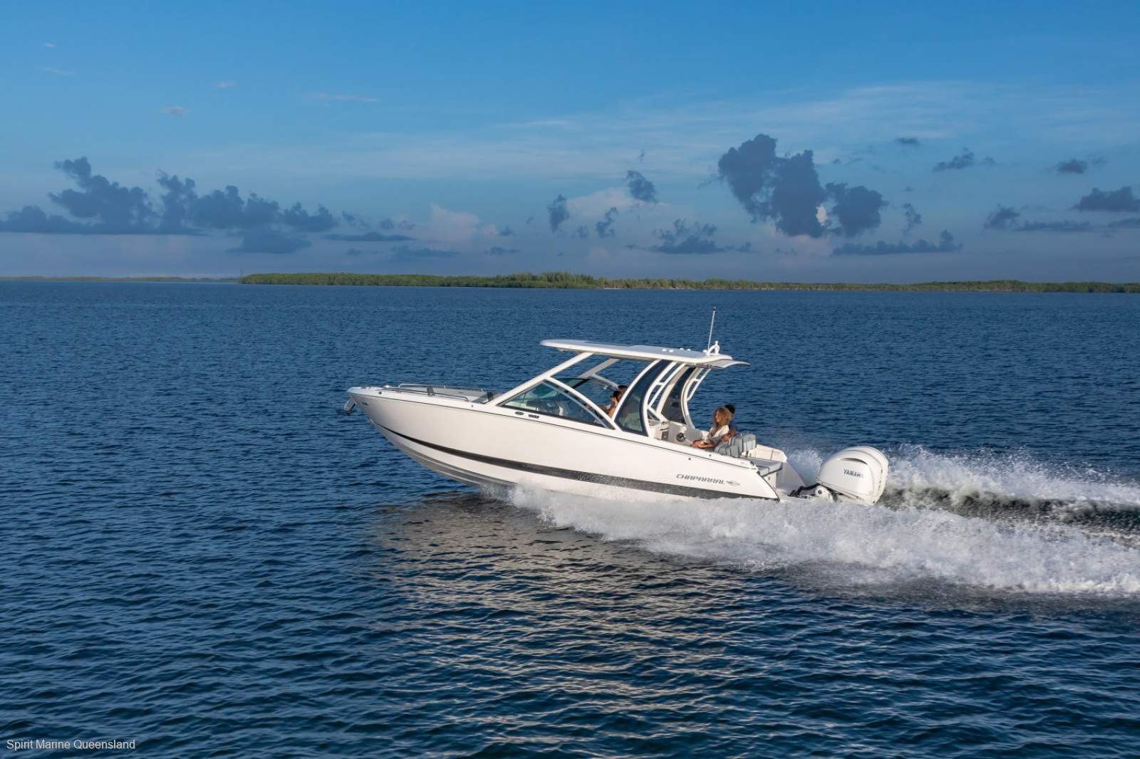 Chaparral 310 OSX