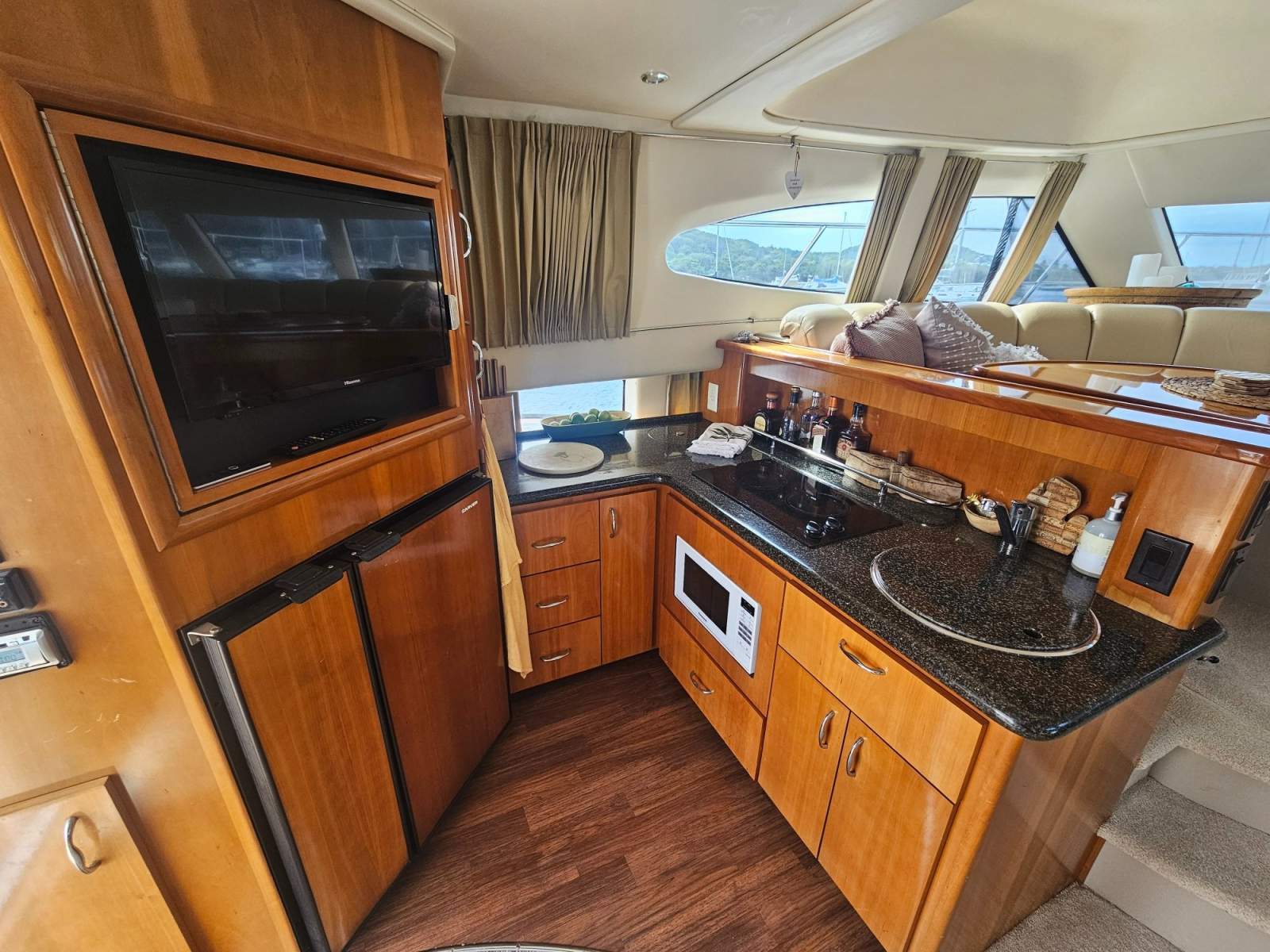 Carver 38 Super Sport