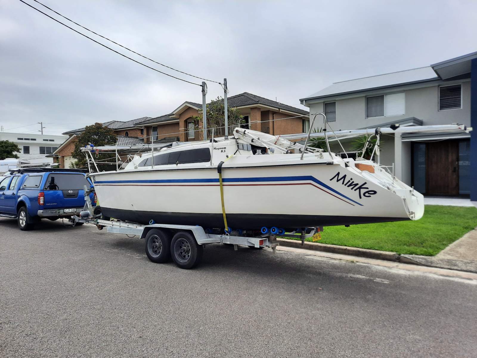 Magnum 8.5:https://boatsonline.yachthub.com/boat_admin/image_upload-v2.php?pe=325732