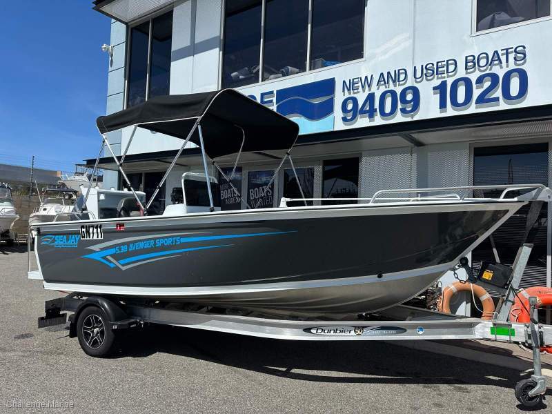 Sea Jay 5.38 Avenger Sports - Yamaha 100 HP 4 stroke 90 hours
