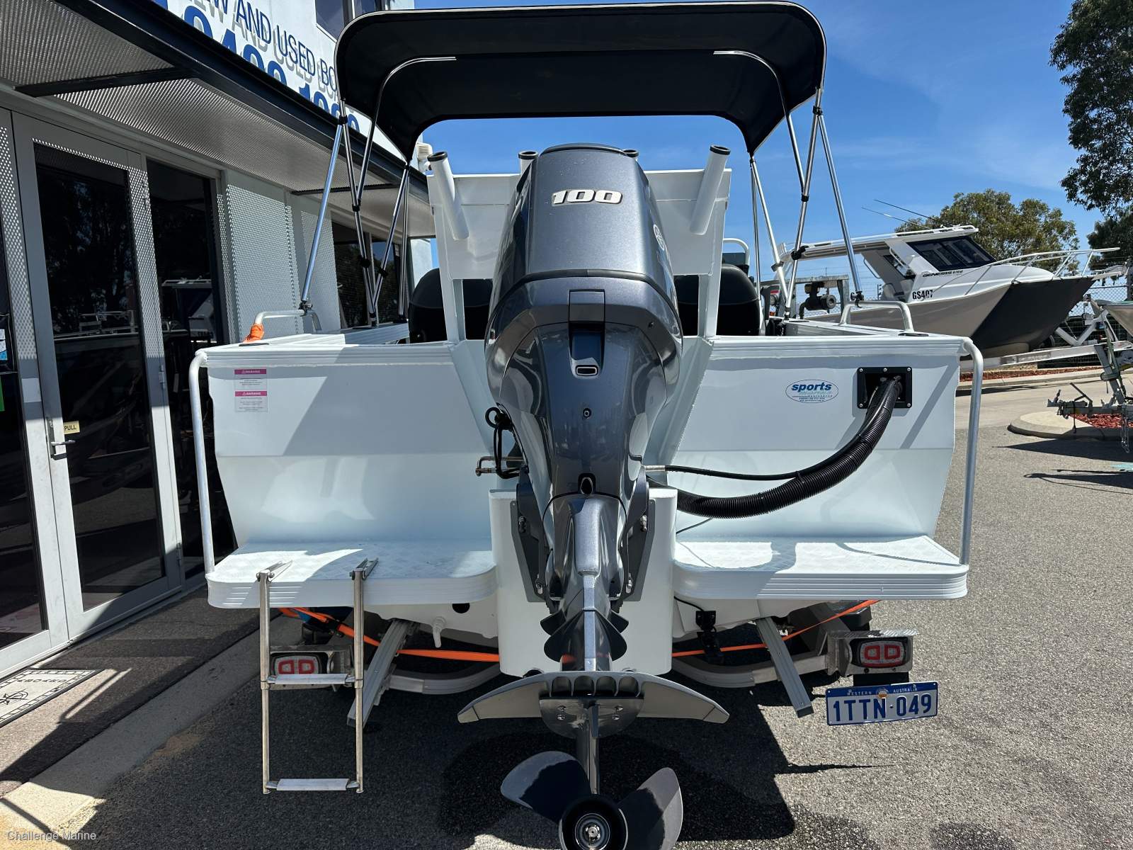 Sea Jay 5.38 Avenger Sports - Yamaha 100 HP 4 stroke 90 hours