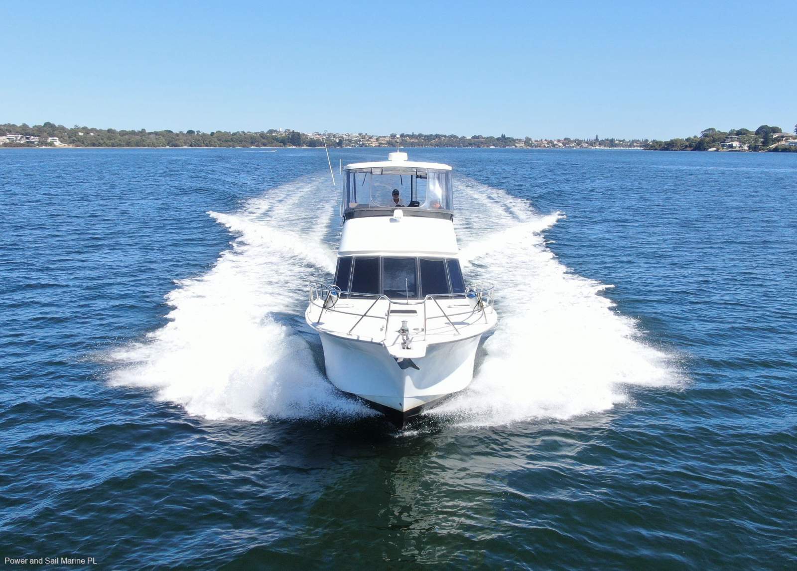 Northshore 36 Flybridge Cruiser Twin Diesels