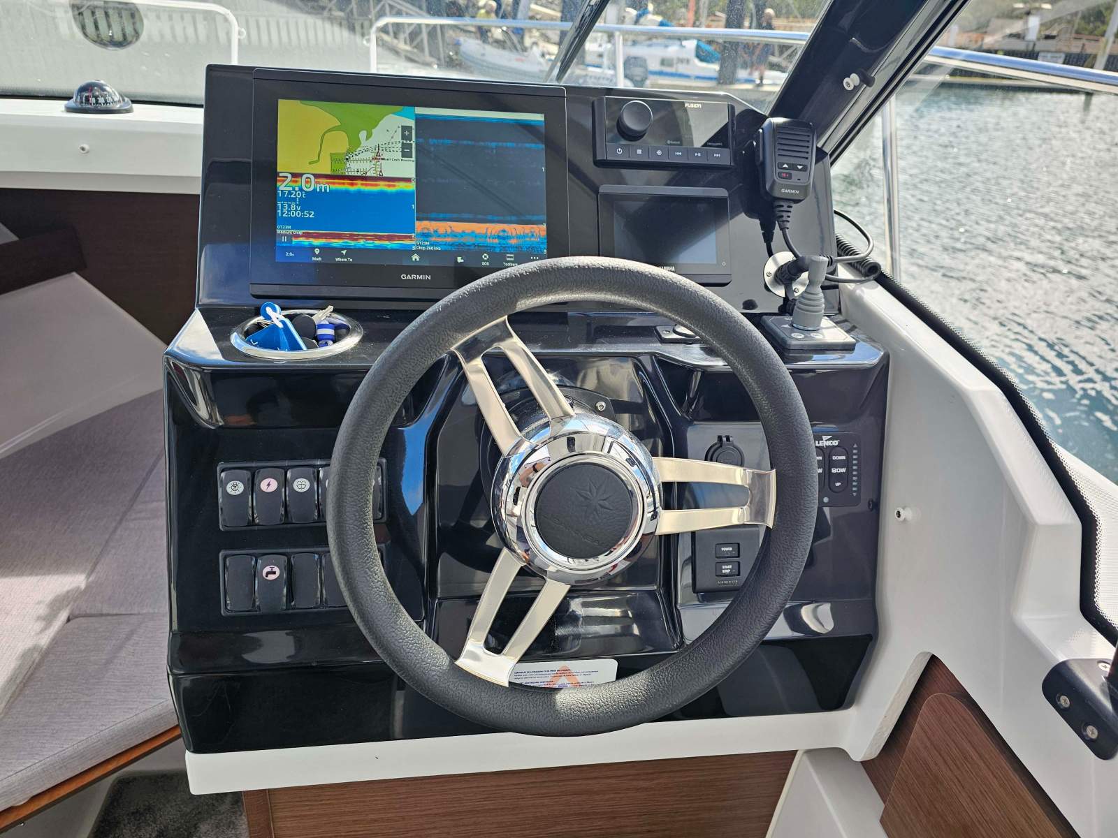 Jeanneau Merry Fisher 795 Series 2
