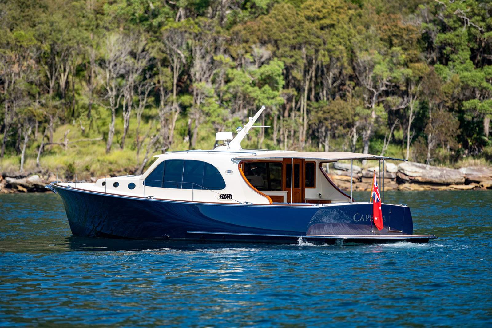 Palm Beach Motor Yachts 50 Sedan Capella