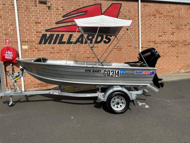 Quintrex 370 Dart (