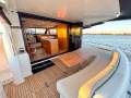Maritimo M51 Cruising Motoryacht - Only 250 hours from new!