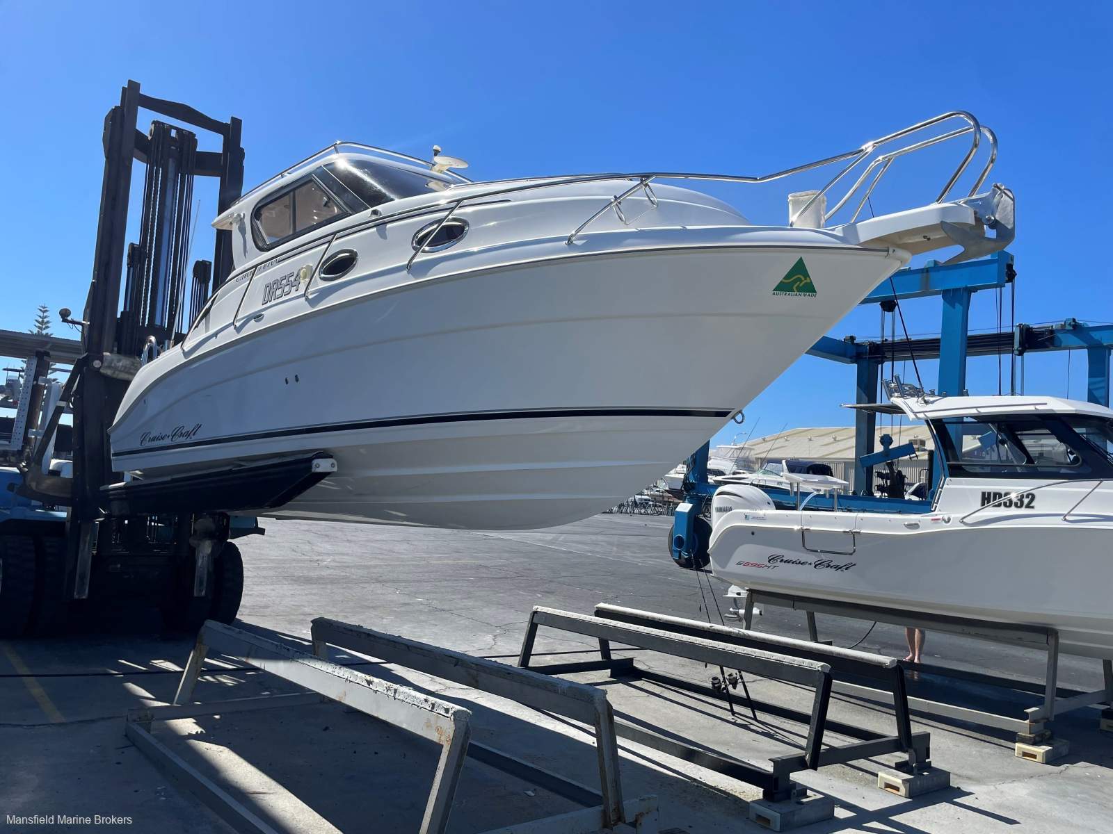 CruiseCraft Executive 700 In Hillarys Rack
