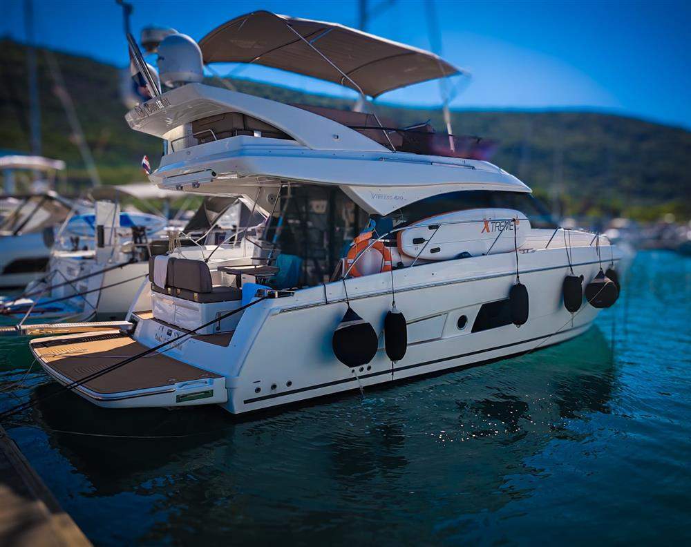 Bavaria 42