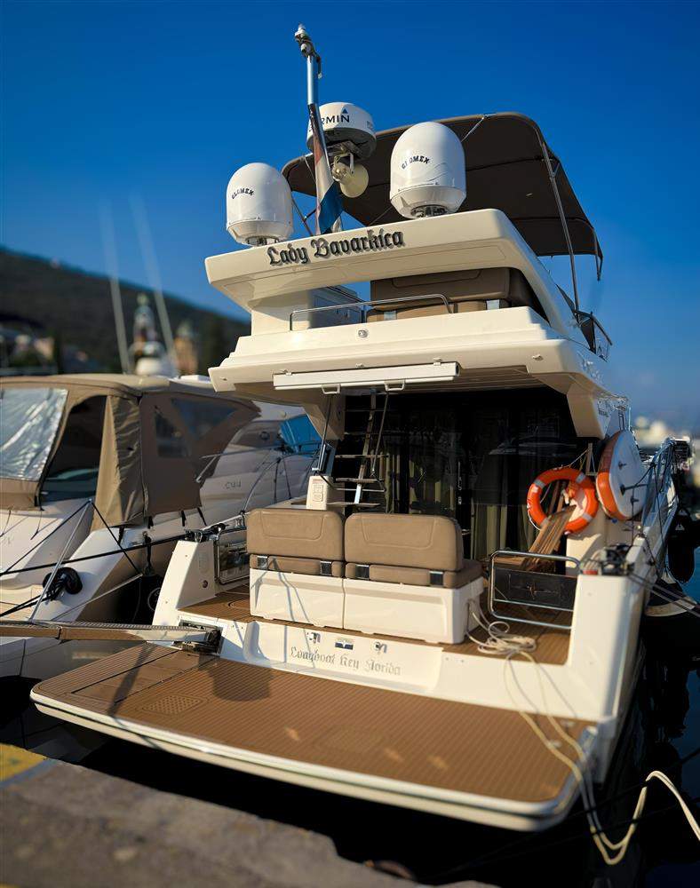 Bavaria 42