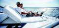 Cruisers Yachts 39 Express Coupe