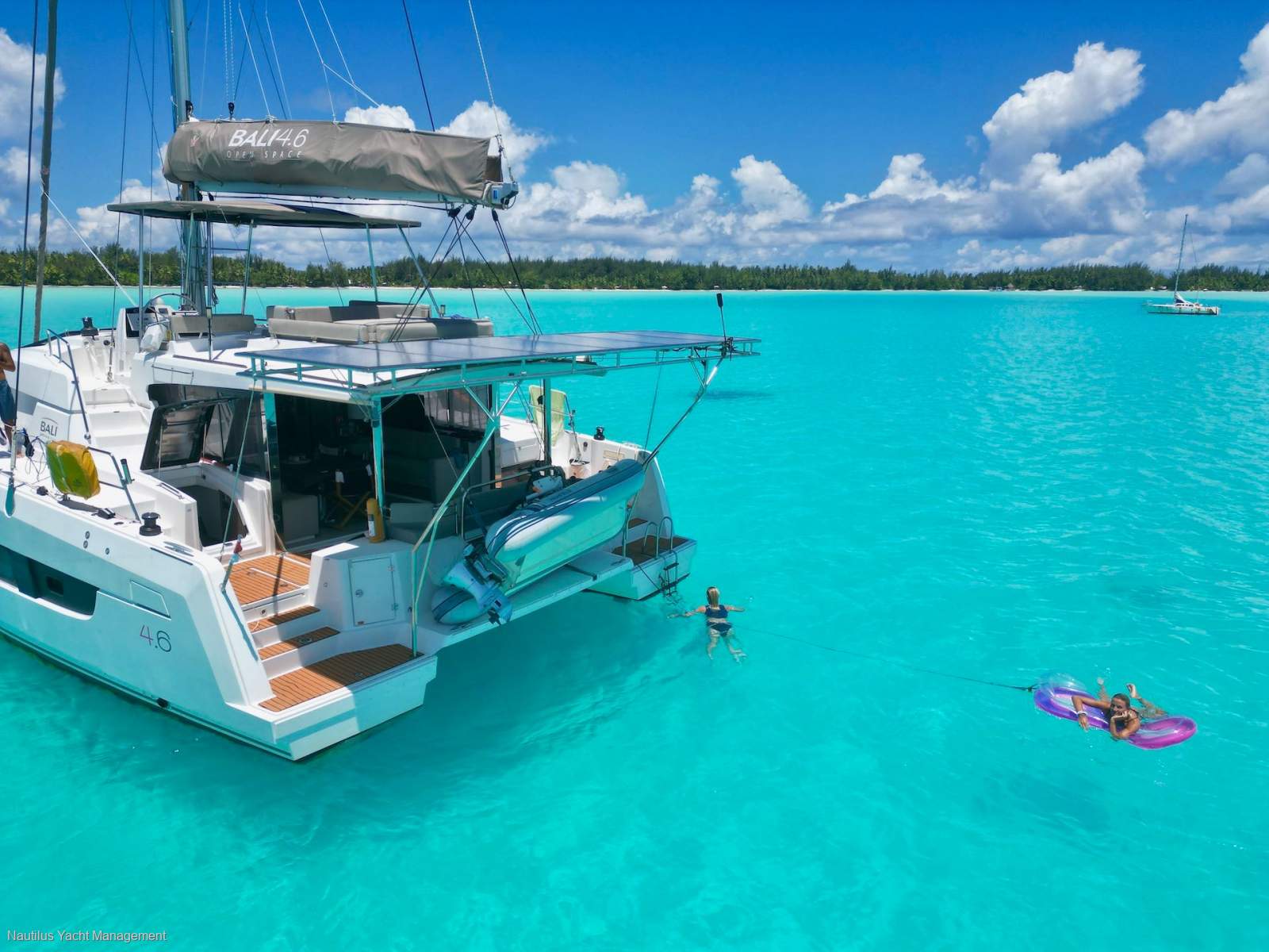 Bali Catamarans 4.6 Open Space One owner. Never chartered. Equipped for cruising.