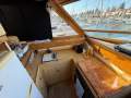 Sovereign 4000 Flybridge Cruiser