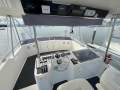 Riviera 39 Flybridge Cruiser
