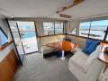 Riviera 39 Flybridge Cruiser