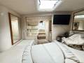 Sea Ray 3300 Express