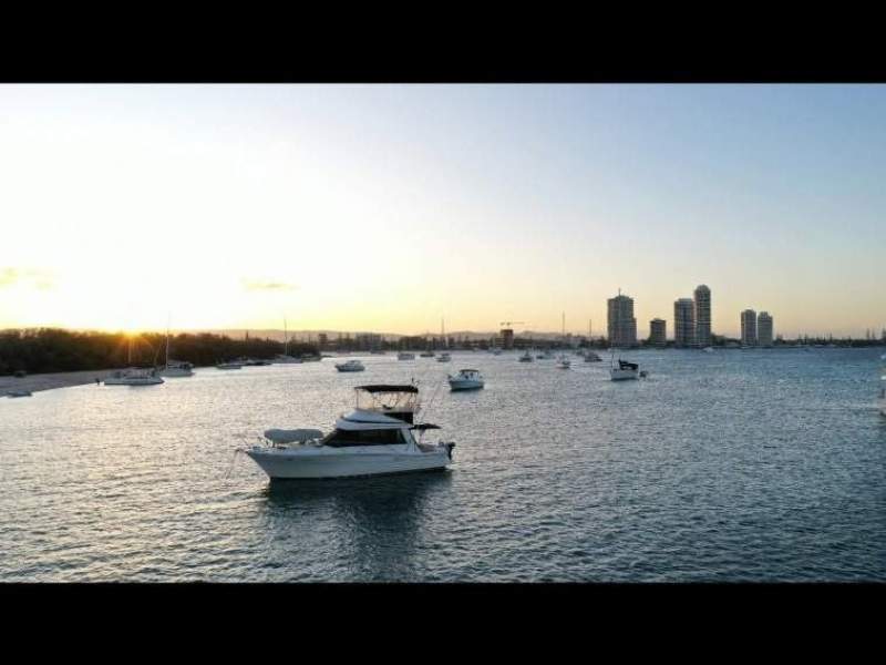Riviera 35 Blue Water