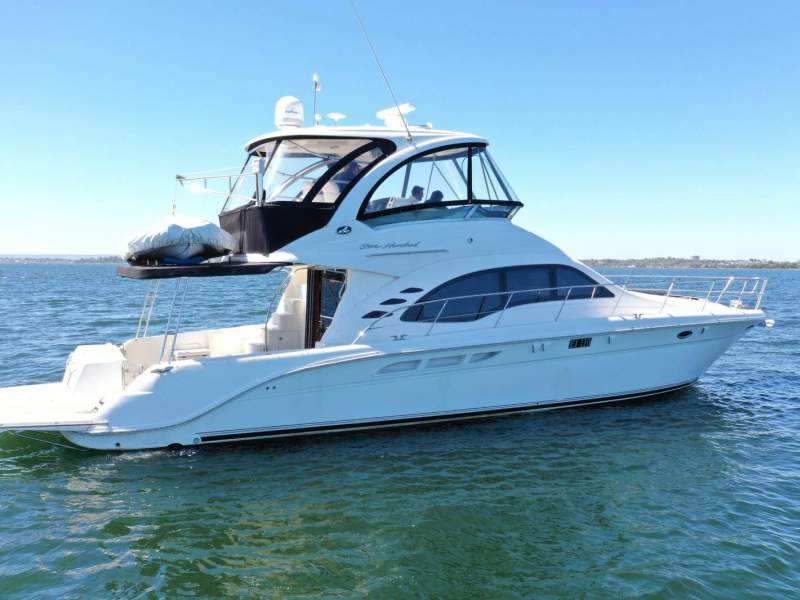 Sea Ray 52 Sedan Bridge