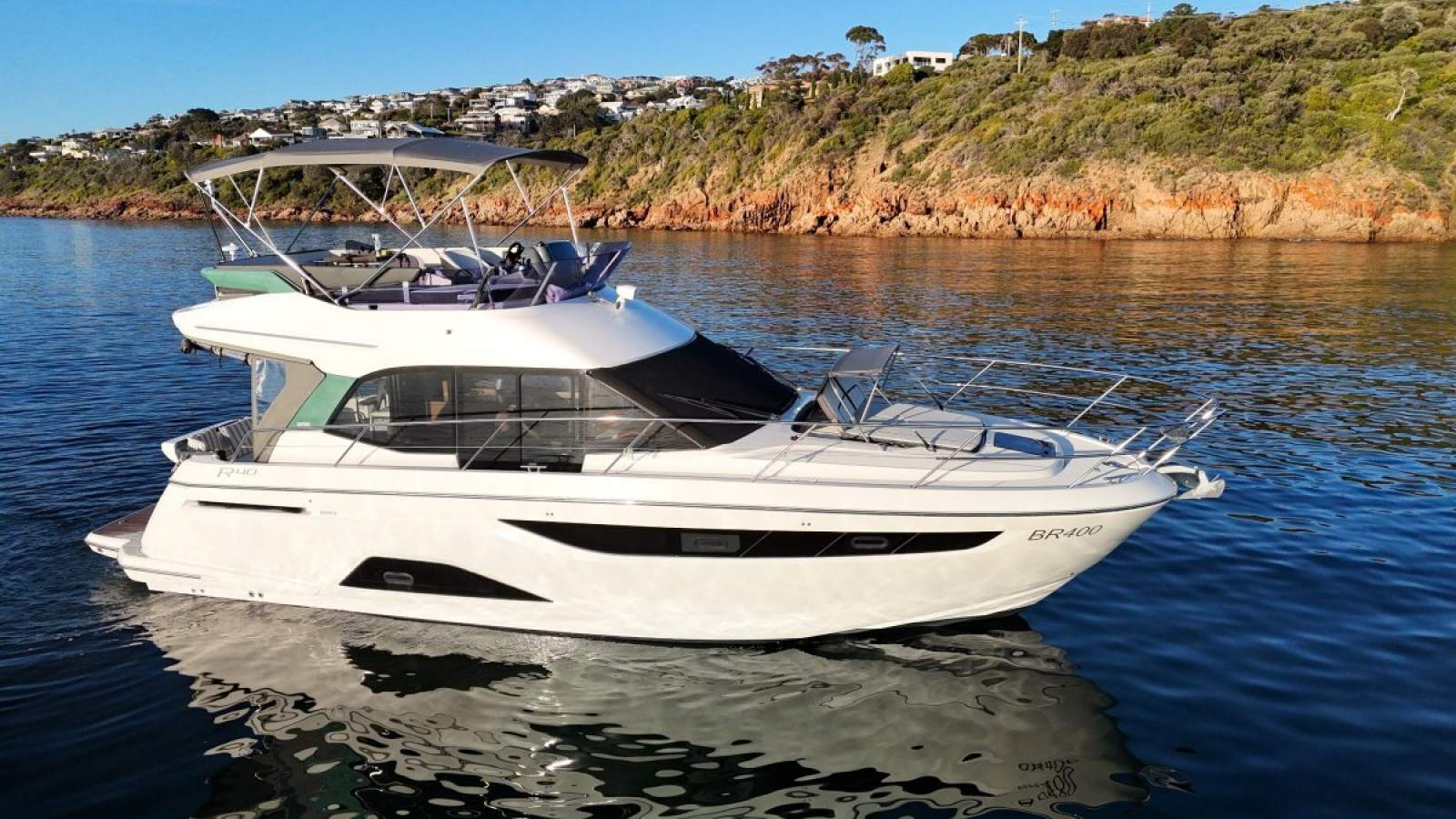 Bavaria R40 Fly