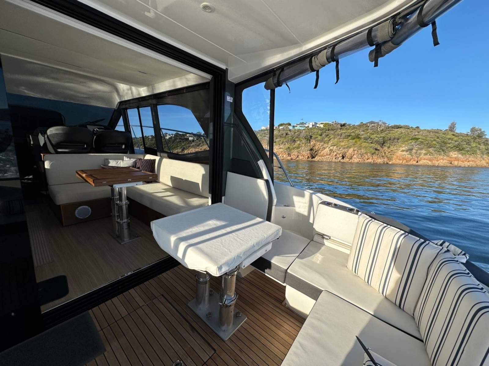  Bavaria R40 Fly Boat Brokers of Tasmania