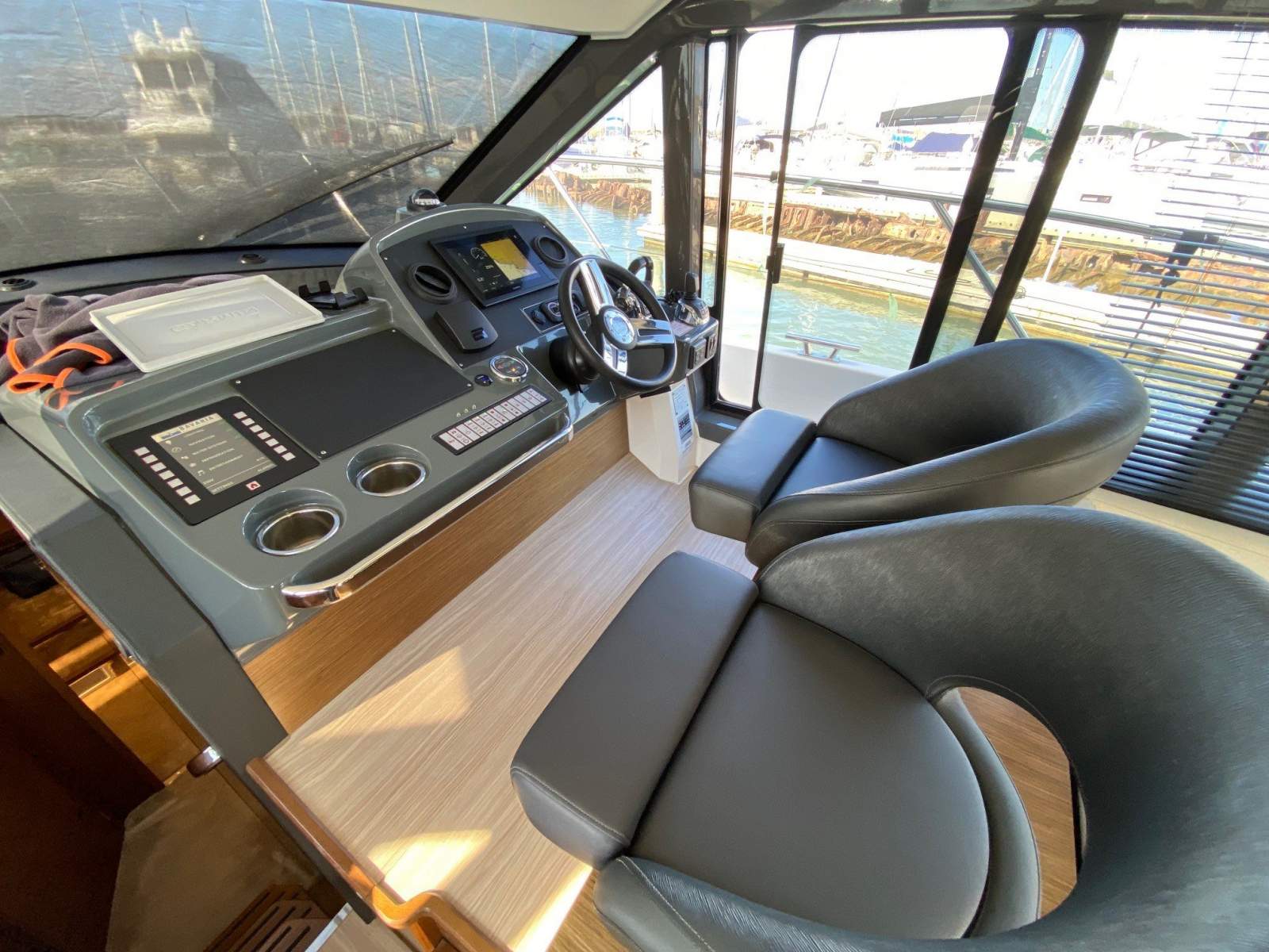 Bavaria R40 Fly Boat Brokers of Tasmania