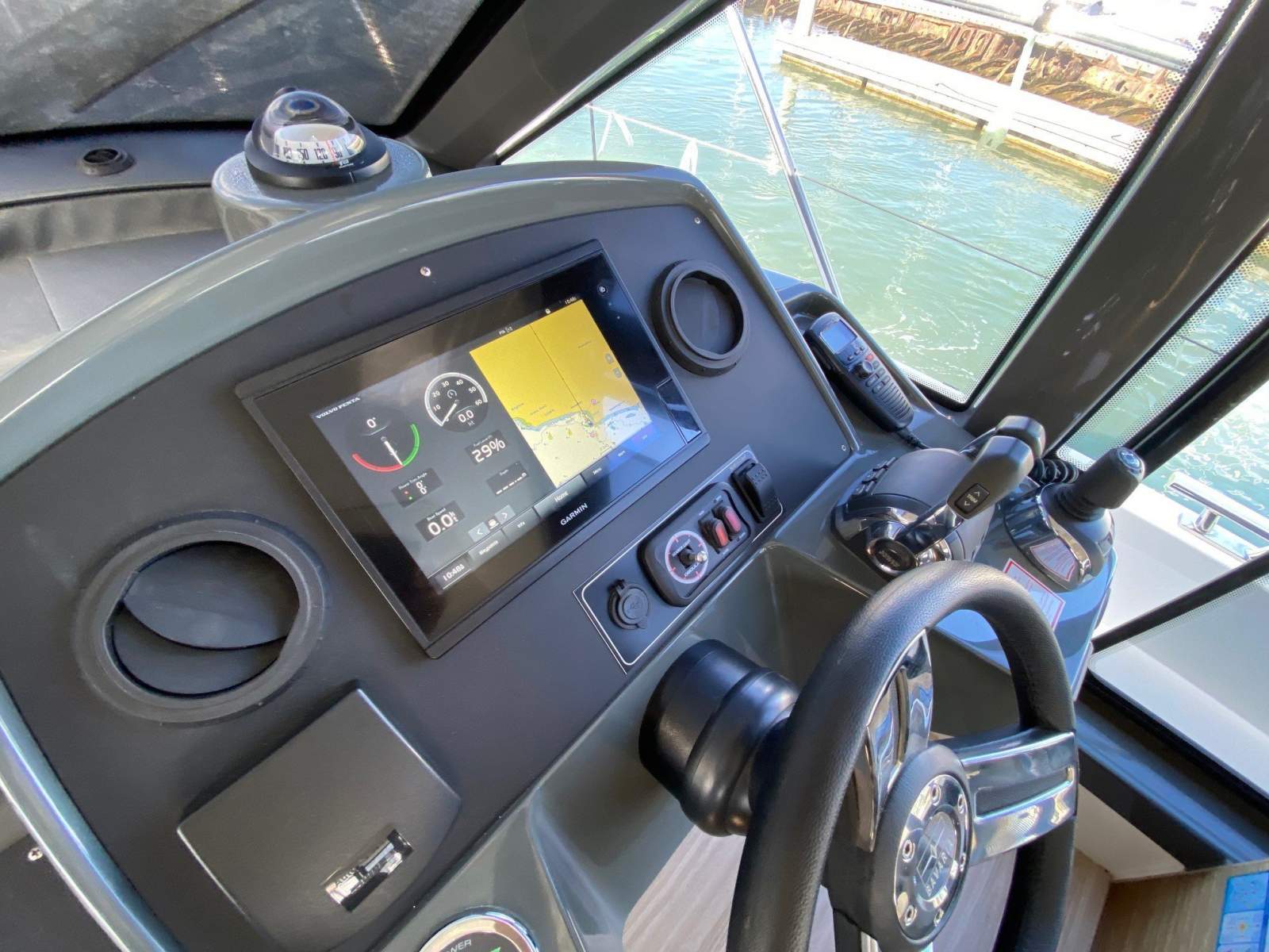  Bavaria R40 Fly Boat Brokers of Tasmania