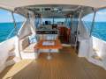 Riviera 5000 Sport Yacht