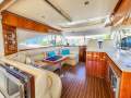 Riviera 5000 Sport Yacht