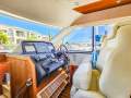 Riviera 5000 Sport Yacht