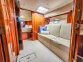 Riviera 5000 Sport Yacht