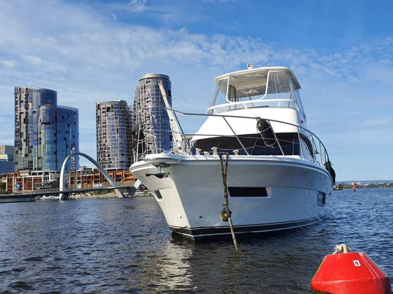 Riviera 43 Open Flybridge