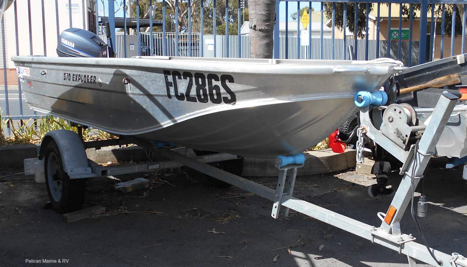 Quintrex 370 Explorer