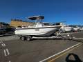 Boston Whaler 210 Outrage Wow very neat & tidy rig 225Hp 4Str Mercury 613hrs