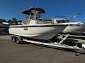 Boston Whaler 210 Outrage Wow very neat & tidy rig 225Hp 4Str Mercury 613hrs