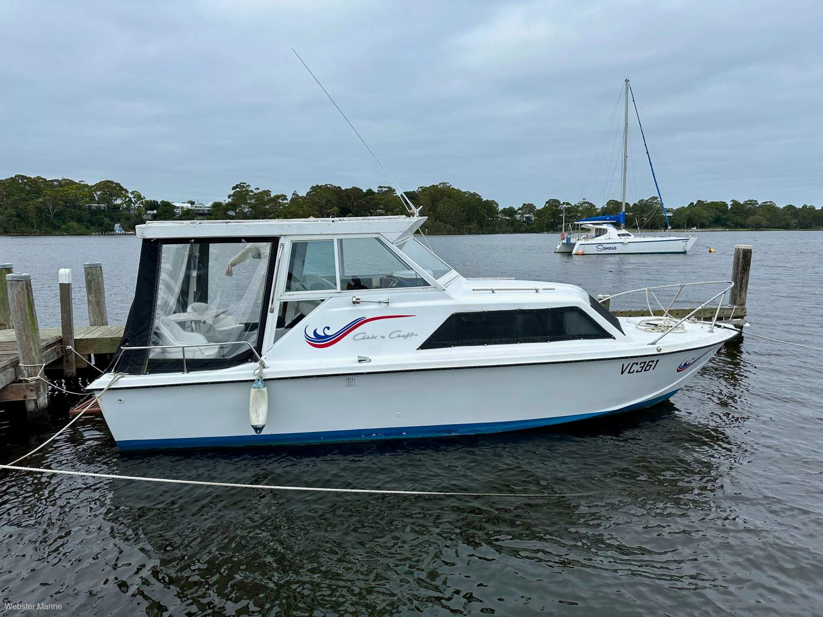 Chris Craft Custom 25 - Shaft Drive Diesel