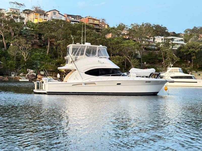 Riviera 45 Flybridge