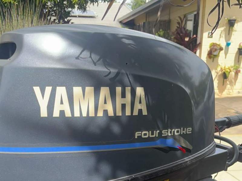 YAMAHA 4 Stroke