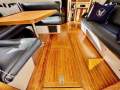 Caribbean 40 Flybridge Cruiser