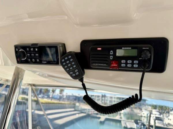 LADY RIGBY Caribbean 40 Flybridge Cruiser Boat Brokers of Tasmania