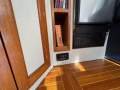 Caribbean 40 Flybridge Cruiser