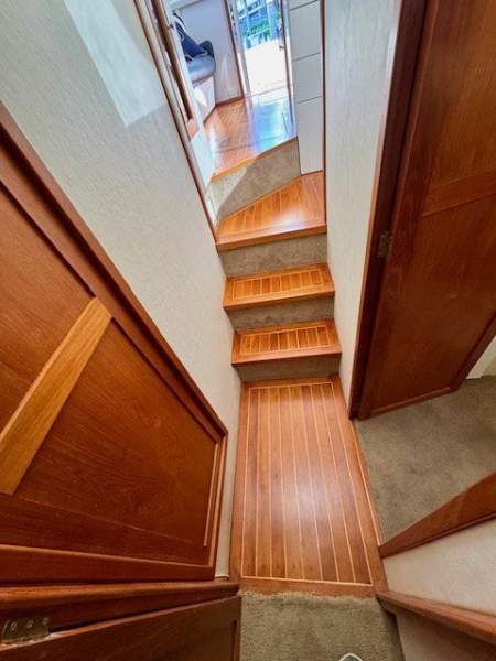 LADY RIGBY Caribbean 40 Flybridge Cruiser Boat Brokers of Tasmania