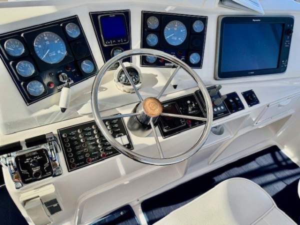 LADY RIGBY Caribbean 40 Flybridge Cruiser Boat Brokers of Tasmania