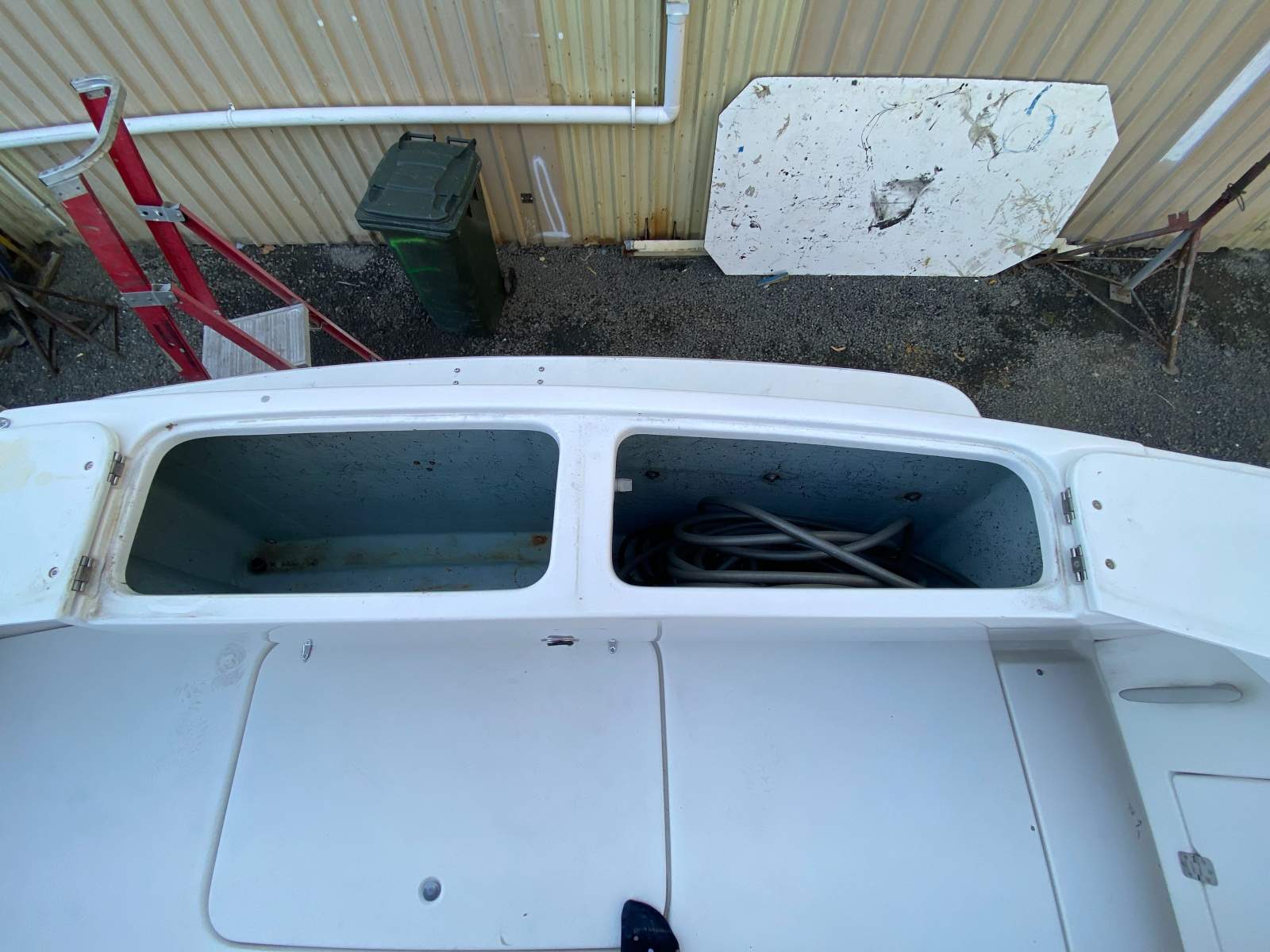 Caribbean 32 Flybridge Cruiser Merlin