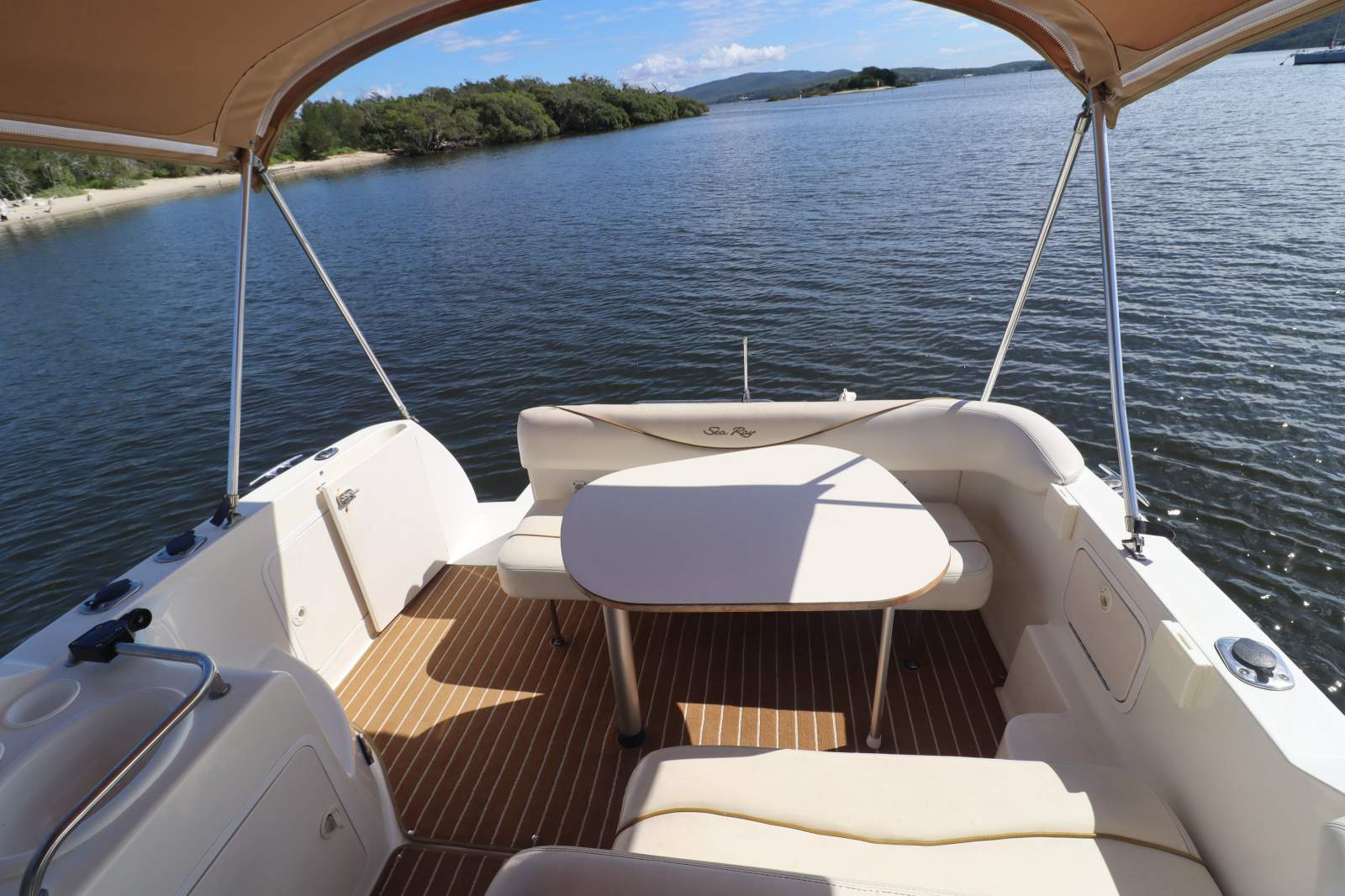 Sea Ray 275 Sundancer