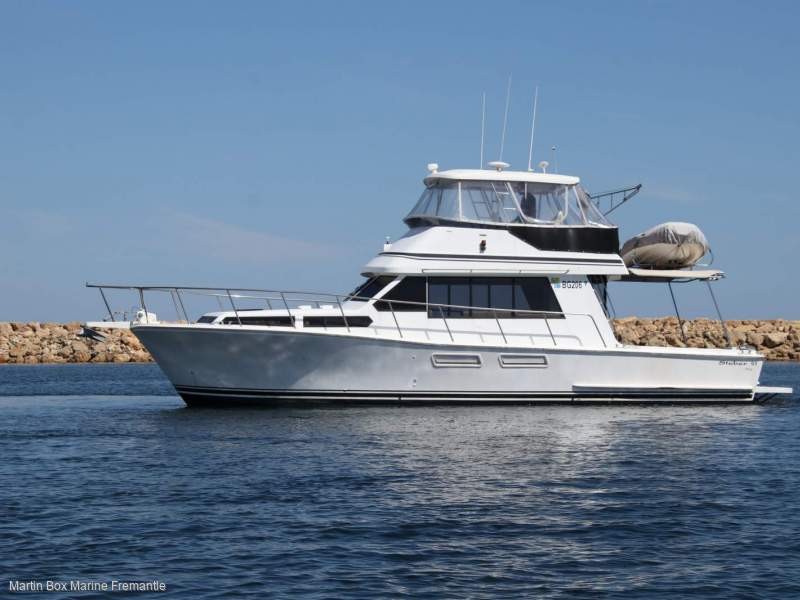 Steber 41 Flybridge with 2005 Yanmar 440Hp Diesels