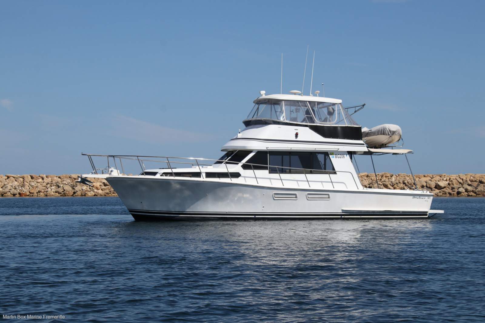 Steber 41 Flybridge with 2005 Yanmar 440Hp Diesels