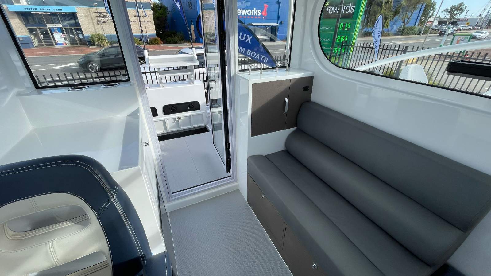 Lux Custom Boats 7700HT Ready to fit engine of your choice and sounder