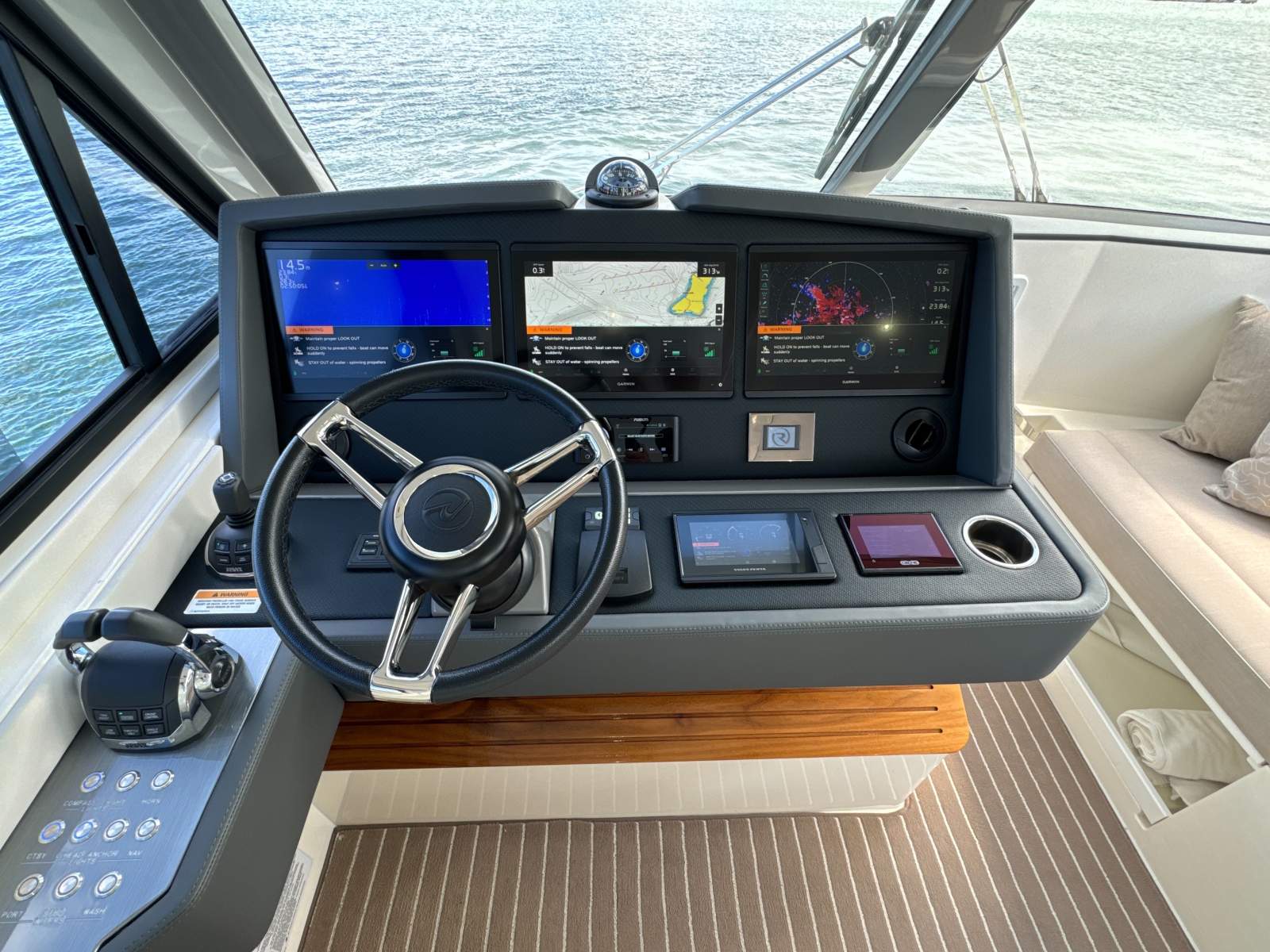 Riviera 50 Sports Motor Yacht