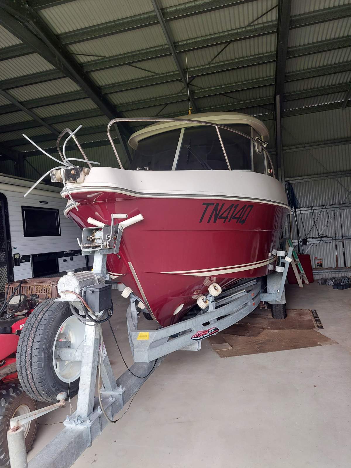 Arvor 230AS