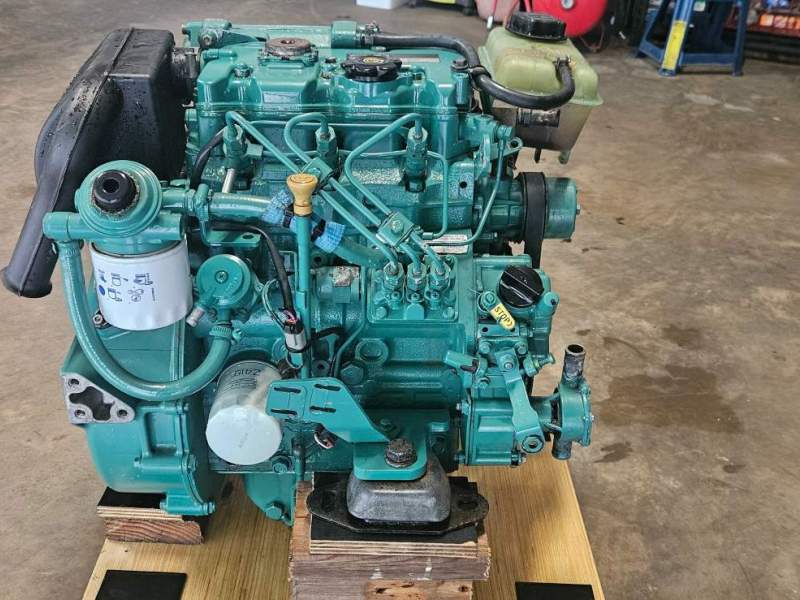 Volvo penta D1-30 and S 130 sail drive