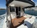 Riviera 33 Flybridge